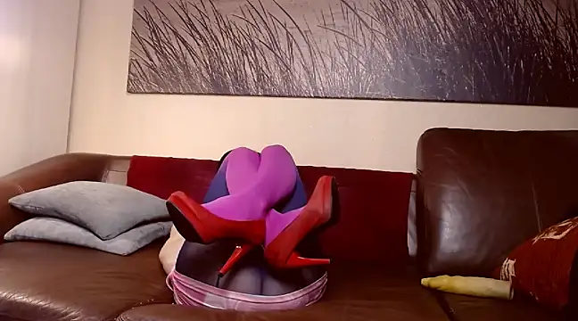 ElizabethLong online show from 03.01.25