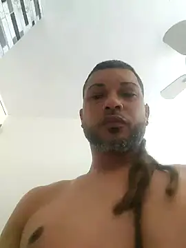 Snapshot of tropikboy chatting on 10.26.25 tropikboy online show from 10.26.25