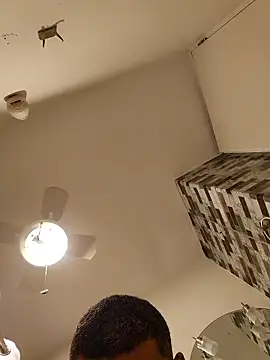 Snapshot of tropikboy chatting on 01.15.26 tropikboy online show from 01.15.26