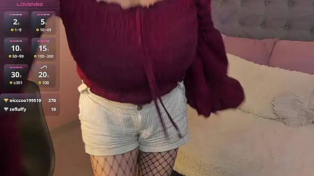 Snapshot of _Abril_W chatting on 01.25.25  Abril W online show from 01.25.25