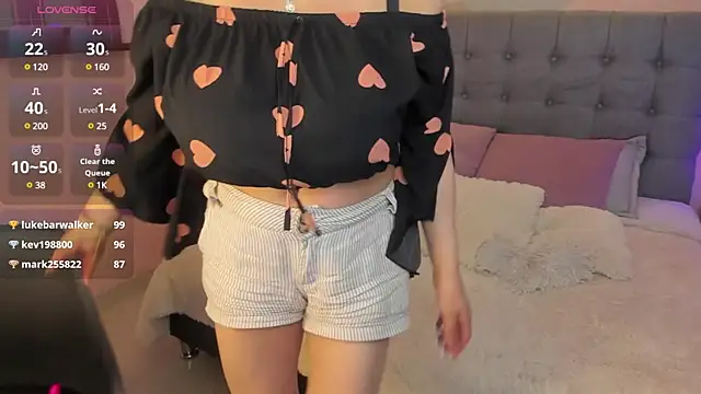 Snapshot of _Abril_W chatting on 03.01.25  Abril W online show from 03.01.25