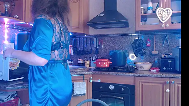 LizaCakes online show from 12.11.24