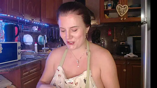 LizaCakes online show from 12.17.24