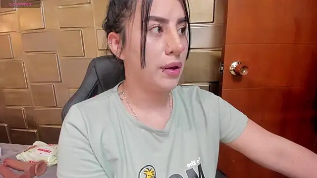 Snapshot of Nara_belen chatting on 04.23.26 Nara belen online show from 04.23.26