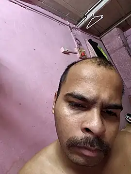 Snapshot of Vickyrajput009 chatting on 11.01.25 Vickyrajput009 online show from 11.01.25