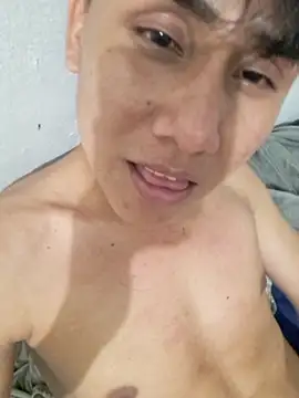 Snapshot of Carrington- chatting on 10.11.25 Carrington- online show from 10.11.25