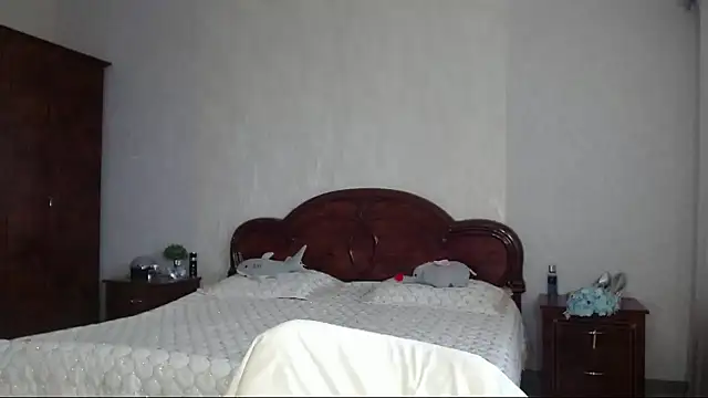 Snapshot of Batari chatting on 05.01.26 Batari online show from 05.01.26