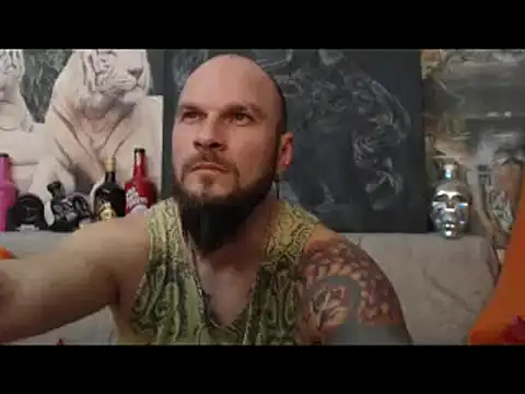 Snapshot of viking_30 chatting on 01.27.25 viking 30 online show from 01.27.25