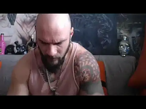Snapshot of viking_30 chatting on 02.12.25 viking 30 online show from 02.12.25