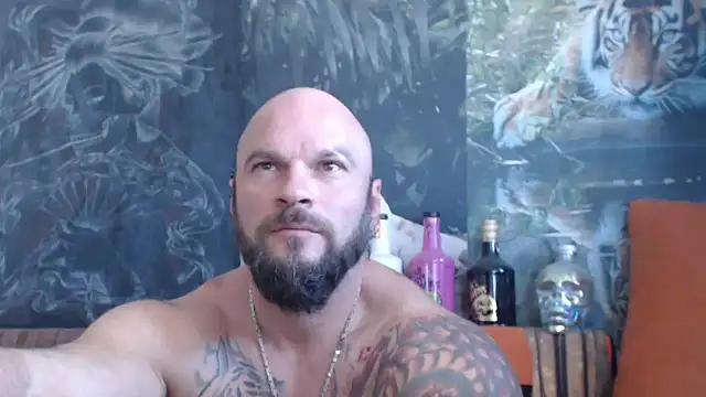 Snapshot of viking_30 chatting on 09.16.25 viking 30 online show from 09.16.25