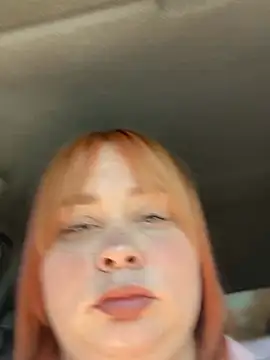 Snapshot of Model9798 chatting on 04.19.26 Model9798 online show from 04.19.26