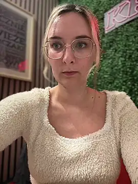 The Snowwhitee online show from 02.09.25