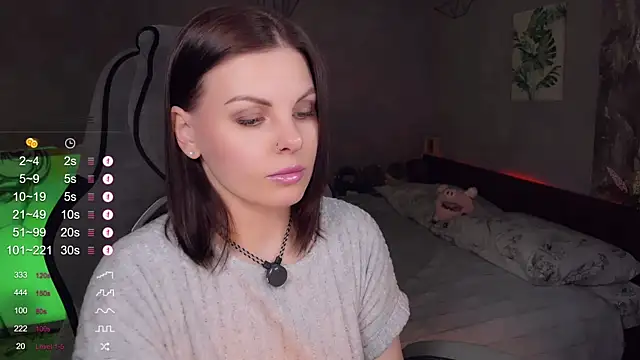 Snapshot of Your_Sweet_Lilu chatting on 04.21.26 Your Sweet Lilu online show from 04.21.26