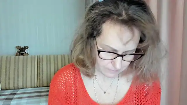 lauraoven online show from 03.02.25