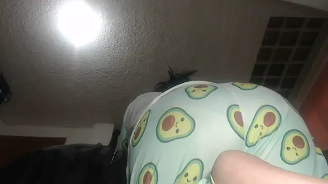 Snapshot of prettyangelsquirt chatting on 01.15.25 prettyangelsquirt online show from 01.15.25