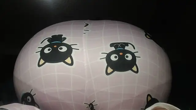 Snapshot of prettyangelsquirt chatting on 02.13.26 prettyangelsquirt online show from 02.13.26