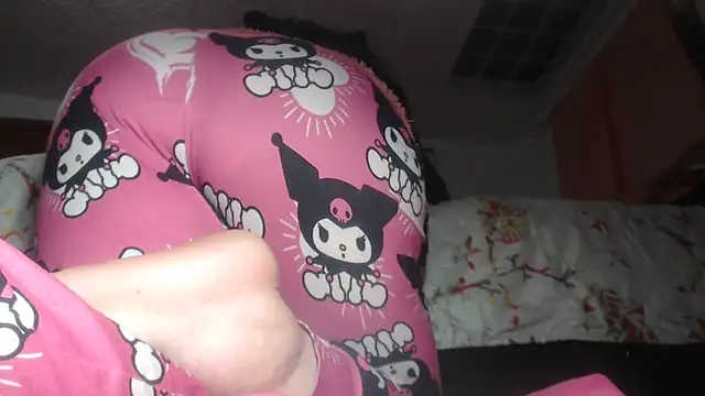 Snapshot of prettyangelsquirt chatting on 02.24.26 prettyangelsquirt online show from 02.24.26