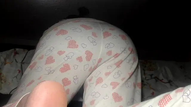 Snapshot of prettyangelsquirt chatting on 06.01.26 prettyangelsquirt online show from 06.01.26