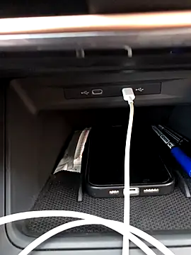 Snapshot of Mindnorthcam2 chatting on 11.28.25 Mindnorthcam2 online show from 11.28.25