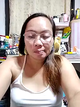 Snapshot of asianwet4u chatting on 02.06.25 asianwet4u online show from 02.06.25
