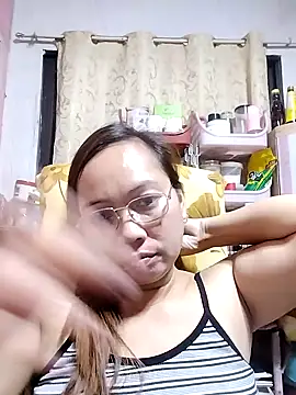 Snapshot of asianwet4u chatting on 02.07.25 asianwet4u online show from 02.07.25