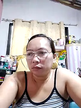 Snapshot of asianwet4u chatting on 02.08.25 asianwet4u online show from 02.08.25