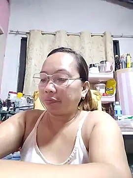 Snapshot of asianwet4u chatting on 02.11.25 asianwet4u online show from 02.11.25