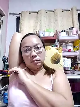 Snapshot of asianwet4u chatting on 02.12.25 asianwet4u online show from 02.12.25
