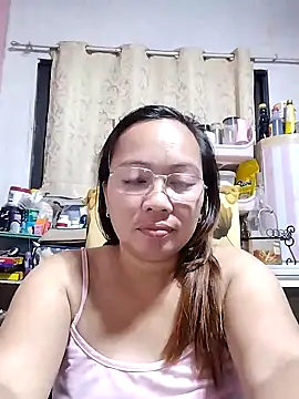 Snapshot of asianwet4u chatting on 02.12.25 asianwet4u online show from 02.12.25
