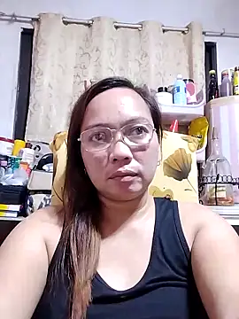 Snapshot of asianwet4u chatting on 02.16.25 asianwet4u online show from 02.16.25