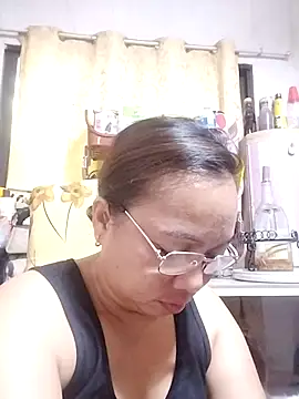 Snapshot of asianwet4u chatting on 02.17.25 asianwet4u online show from 02.17.25