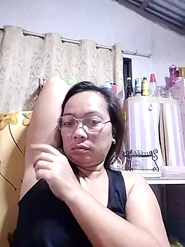 Snapshot of asianwet4u chatting on 02.17.25 asianwet4u online show from 02.17.25