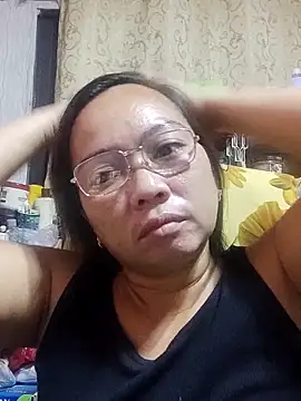 Snapshot of asianwet4u chatting on 02.18.25 asianwet4u online show from 02.18.25