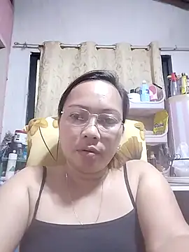 Snapshot of asianwet4u chatting on 02.20.25 asianwet4u online show from 02.20.25