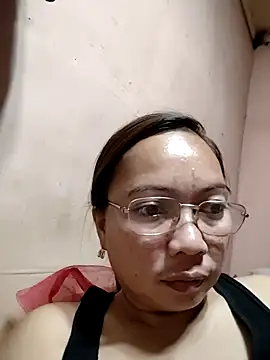 Snapshot of asianwet4u chatting on 03.08.25 asianwet4u online show from 03.08.25