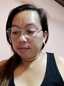 Snapshot of asianwet4u chatting on 03.08.25 asianwet4u online show from 03.08.25