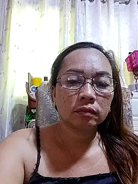 Snapshot of asianwet4u chatting on 10.20.25 asianwet4u online show from 10.20.25