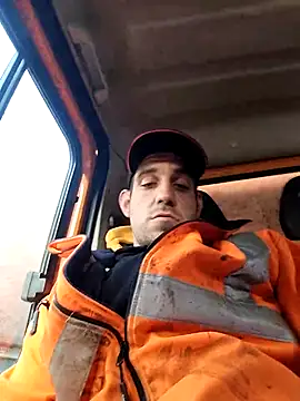 Codymc89 online show from 12.16.25