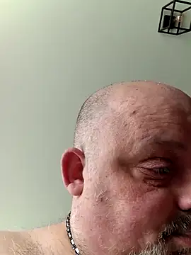 Snapshot of Bibear197511 chatting on 06.01.26 Bibear197511 online show from 06.01.26