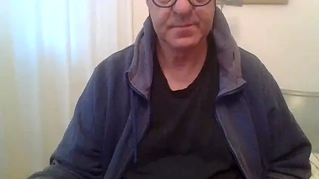 Snapshot of ANONIMO7735 chatting on 04.28.26 ANONIMO7735 online show from 04.28.26