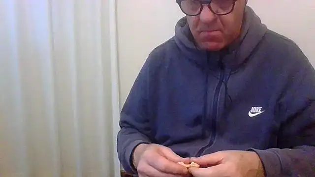 Snapshot of ANONIMO7735 chatting on 05.01.26 ANONIMO7735 online show from 05.01.26