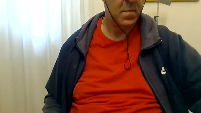 Snapshot of ANONIMO7735 chatting on 05.10.26 ANONIMO7735 online show from 05.10.26