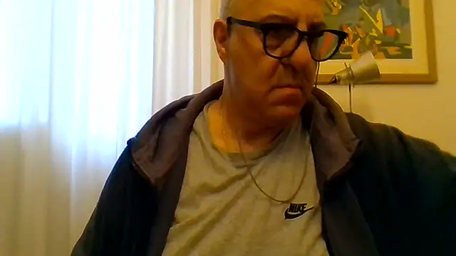Snapshot of ANONIMO7735 chatting on 05.25.26 ANONIMO7735 online show from 05.25.26
