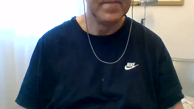 Snapshot of ANONIMO7735 chatting on 05.27.26 ANONIMO7735 online show from 05.27.26