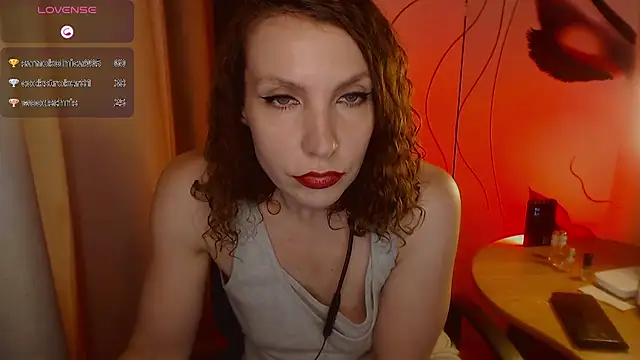 Snapshot of JohansonKatie chatting on 01.08.25 JohansonKatie online show from 01.08.25