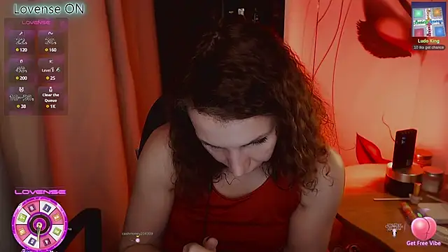 Snapshot of JohansonKatie chatting on 02.27.25 JohansonKatie online show from 02.27.25