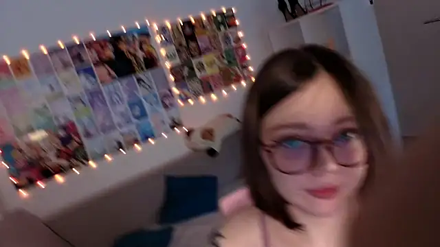 MilenaSaint online show from 02.12.25