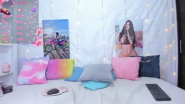 bianca lindaa online show from 10.31.25