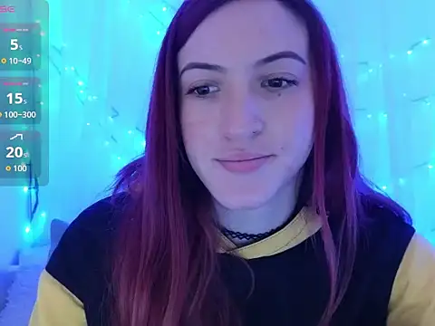 Snapshot of ninaa_fox chatting on 04.18.26 ninaa fox online show from 04.18.26