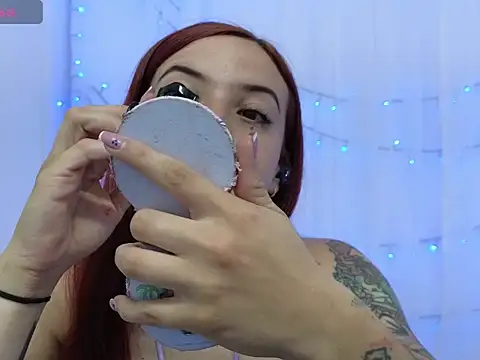 Snapshot of ninaa_fox chatting on 06.01.26 ninaa fox online show from 06.01.26